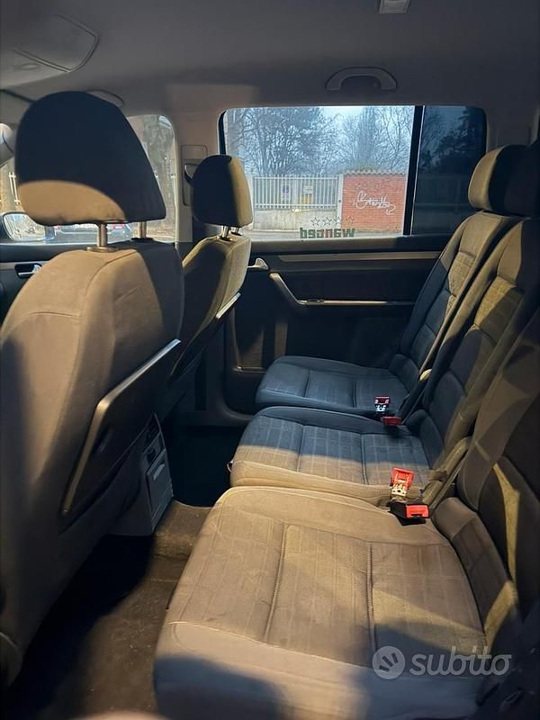 Usata VW Touran 2009 Blu Monovolume