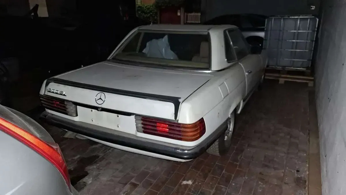 Usata Mercedes SL500 231 CV (169 kW) 1982 Cabrio