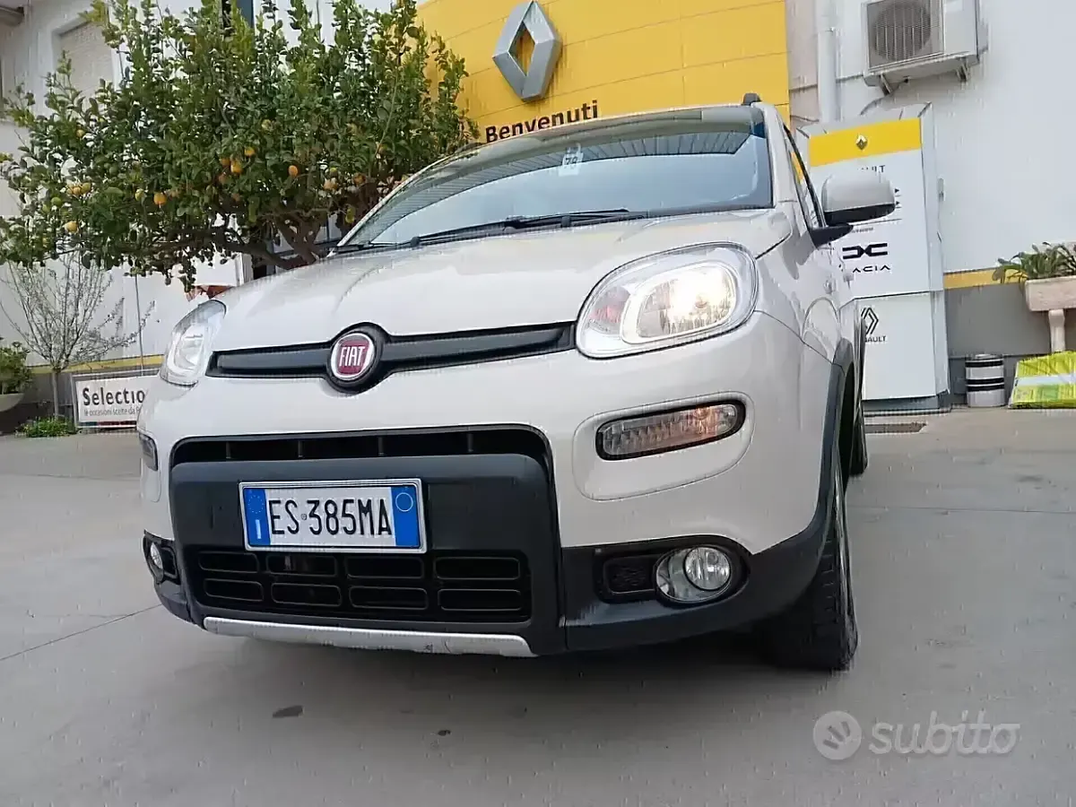 Usata Fiat Panda 4x4 75 CV (55 kW) 2013 Beige Utilitaria