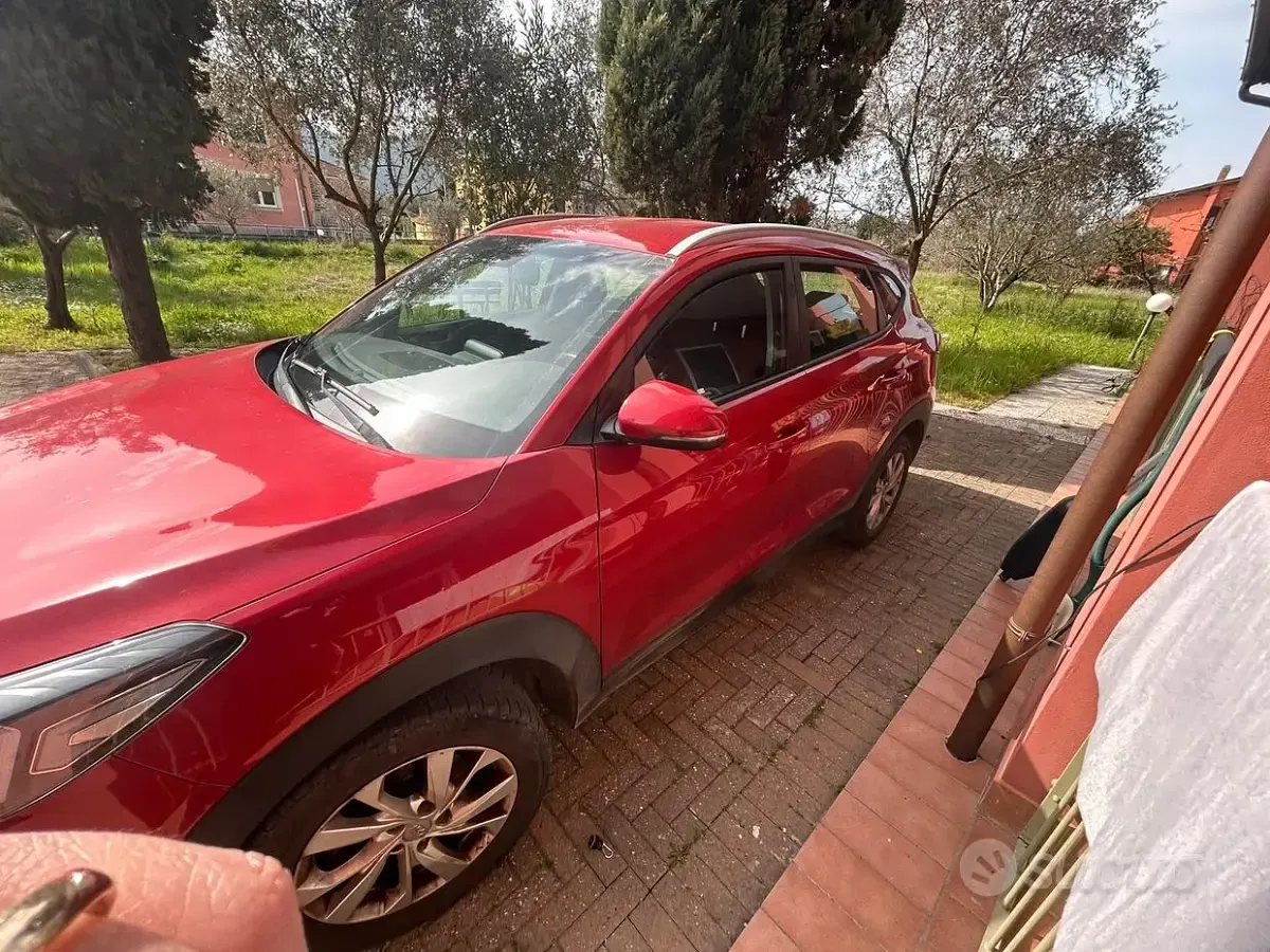 Usata Hyundai Tucson 116 CV (85 kW) 2019 Rosso SUV