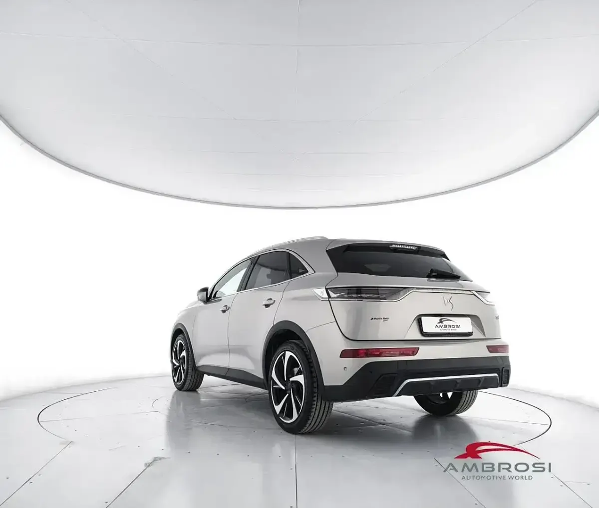 Usata DS Automobiles DS7 Crossback Grand Chic 131 CV (96 kW) 2022 Grigio SUV