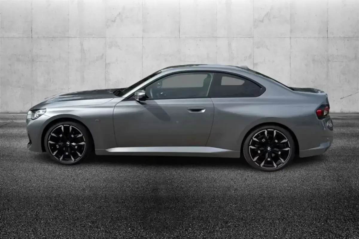 Usata BMW 220 M Sport 184 CV (135 kW) 2025 Grigio Coupé