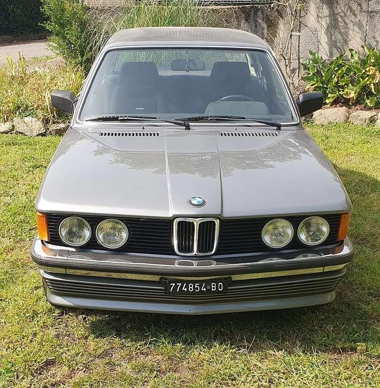 Grigio Usata 1979 BMW 320 Tre volumi | 10.000 € - Immagine 1/4