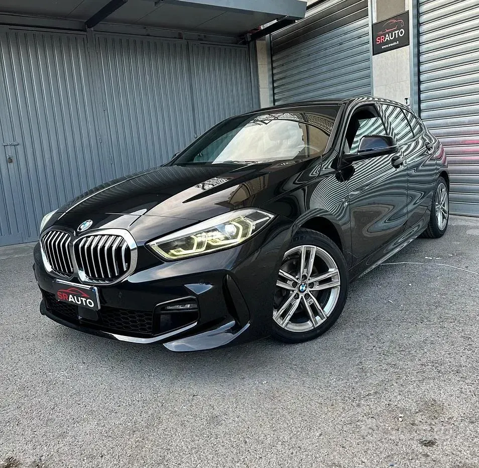 Usata BMW 116 M Sport 116 CV (85 kW) 2020 Nero Utilitaria