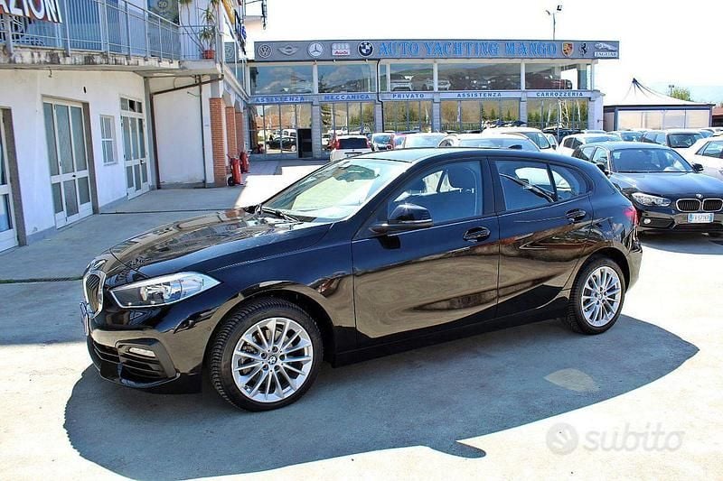 Usata BMW 118 Advantage 151 CV (111 kW) 2019 Nero Utilitaria