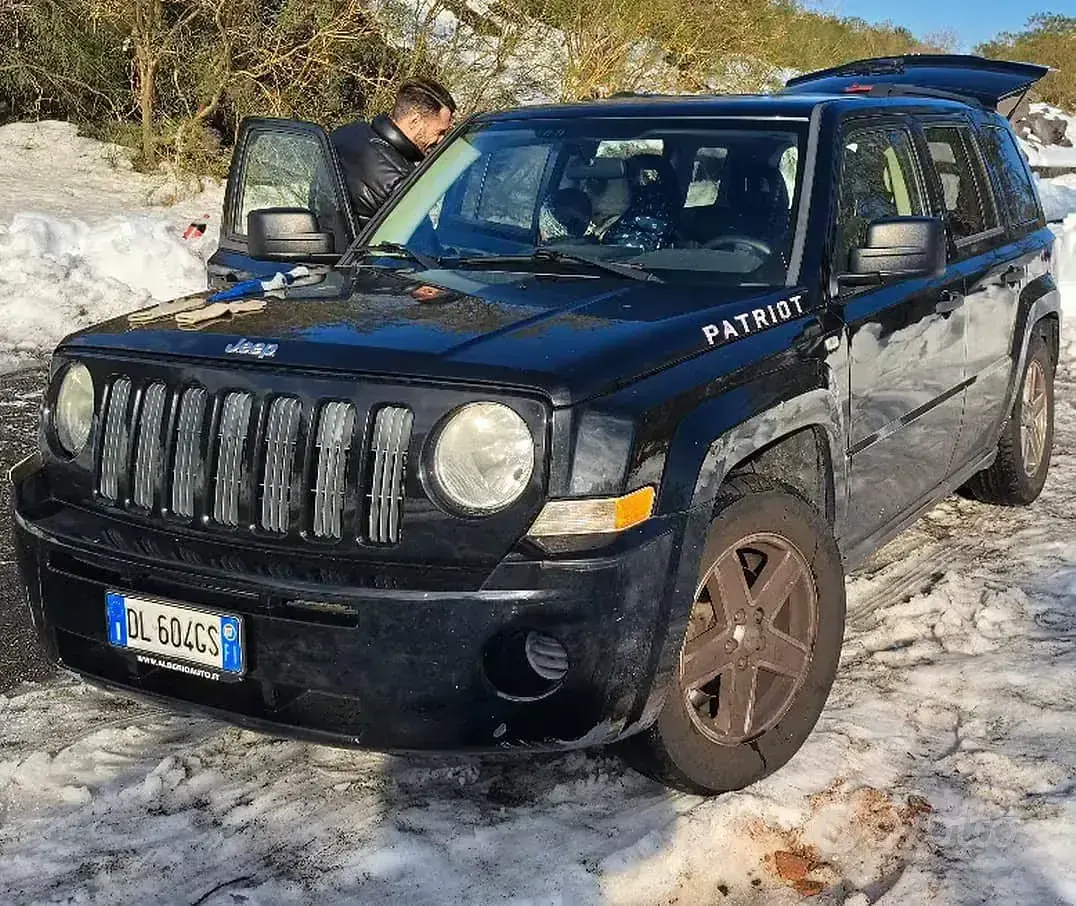Usata Jeep Patriot 140 CV (102 kW) 2007 Nero SUV