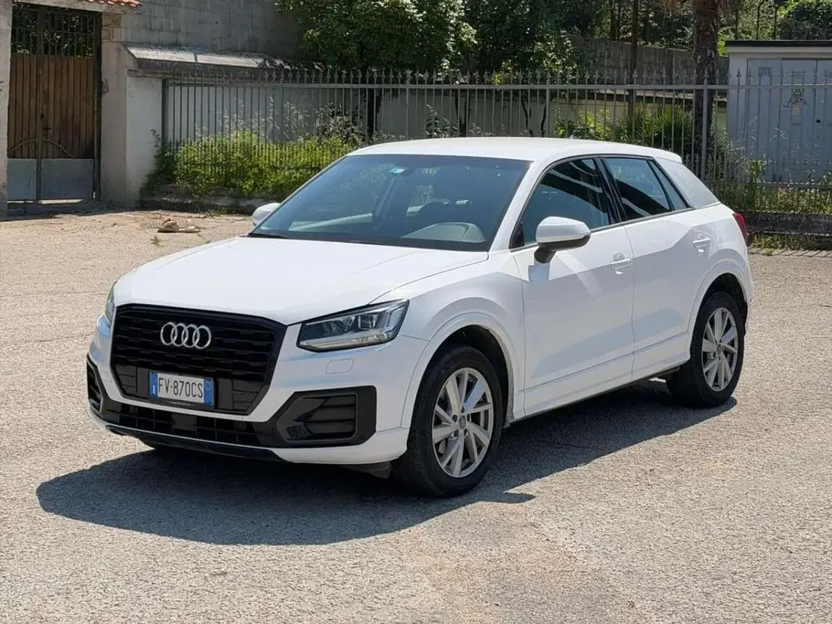 Usata Audi Q2 S-Line 116 CV (85 kW) 2019 Bianco SUV