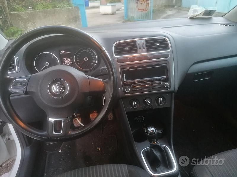 Usata VW Polo Highline 90 CV (66 kW) 2014 Bianco Berlina