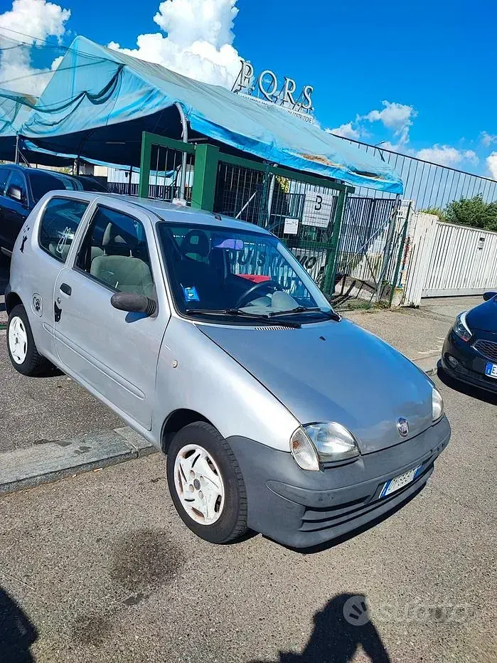 Usata Fiat 600 Active 54 CV (39 kW) 2009 Grigio Utilitaria