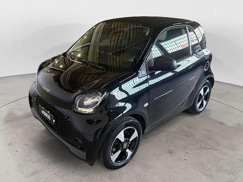 Usata Smart ForTwo Coupé Passion 41 kW (56 CV) 2022 Nero Utilitaria