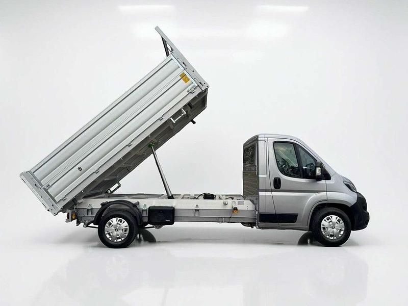 Nuova Peugeot Boxer 179 CV (131 kW) 2025 Argento Furgone
