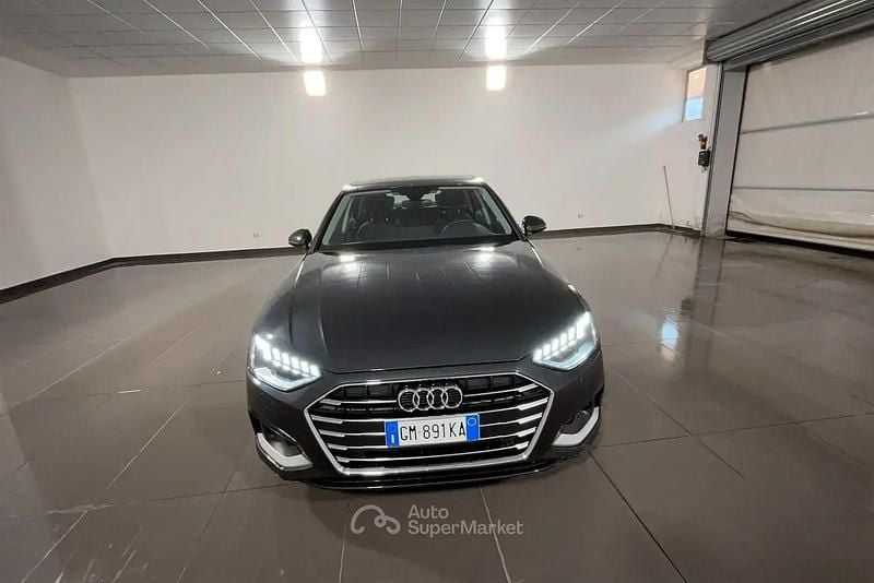 Usata Audi A4 Advanced Plus 136 CV (100 kW) 2023 Grigio Berlina