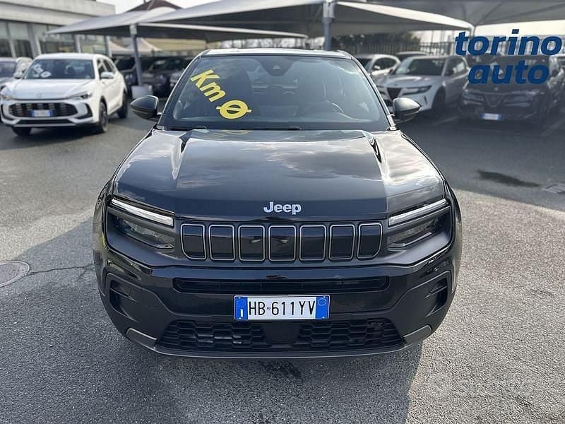 Nuova Jeep Avenger Longitude 2025 Nero SUV