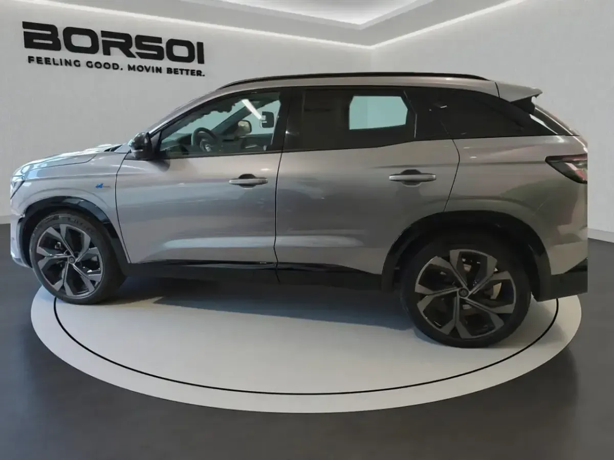 Usata Renault Austral Techno 130 CV (95 kW) 2023 Grigio scisto SUV