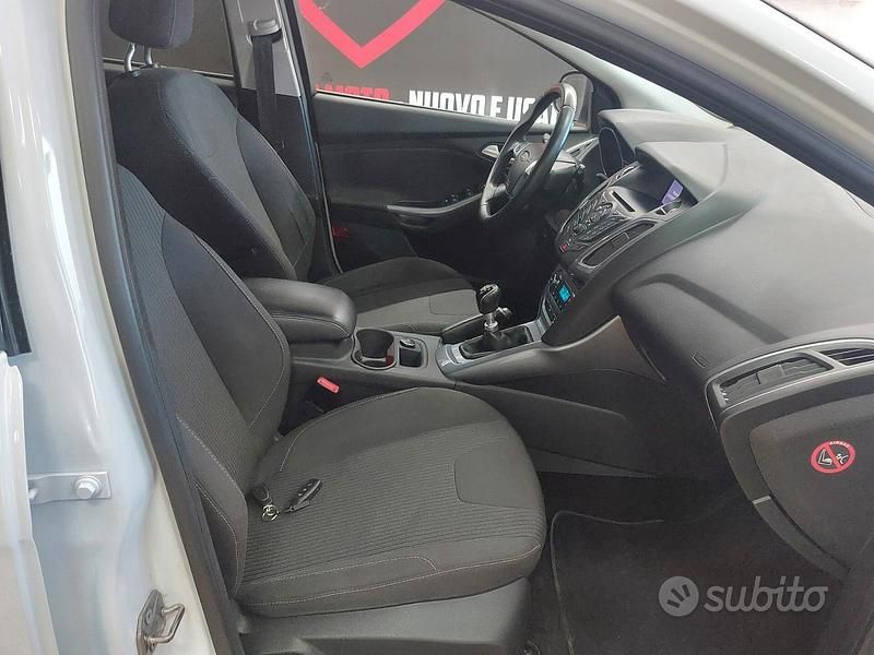Usata Ford Focus Titanium 115 CV (84 kW) 2013 Bianco Station wagon