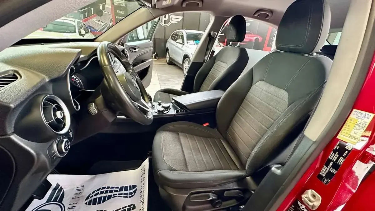 Usata Alfa Romeo Stelvio Tech Edition 190 CV (139 kW) 2019 Rosso alfa pastello SUV