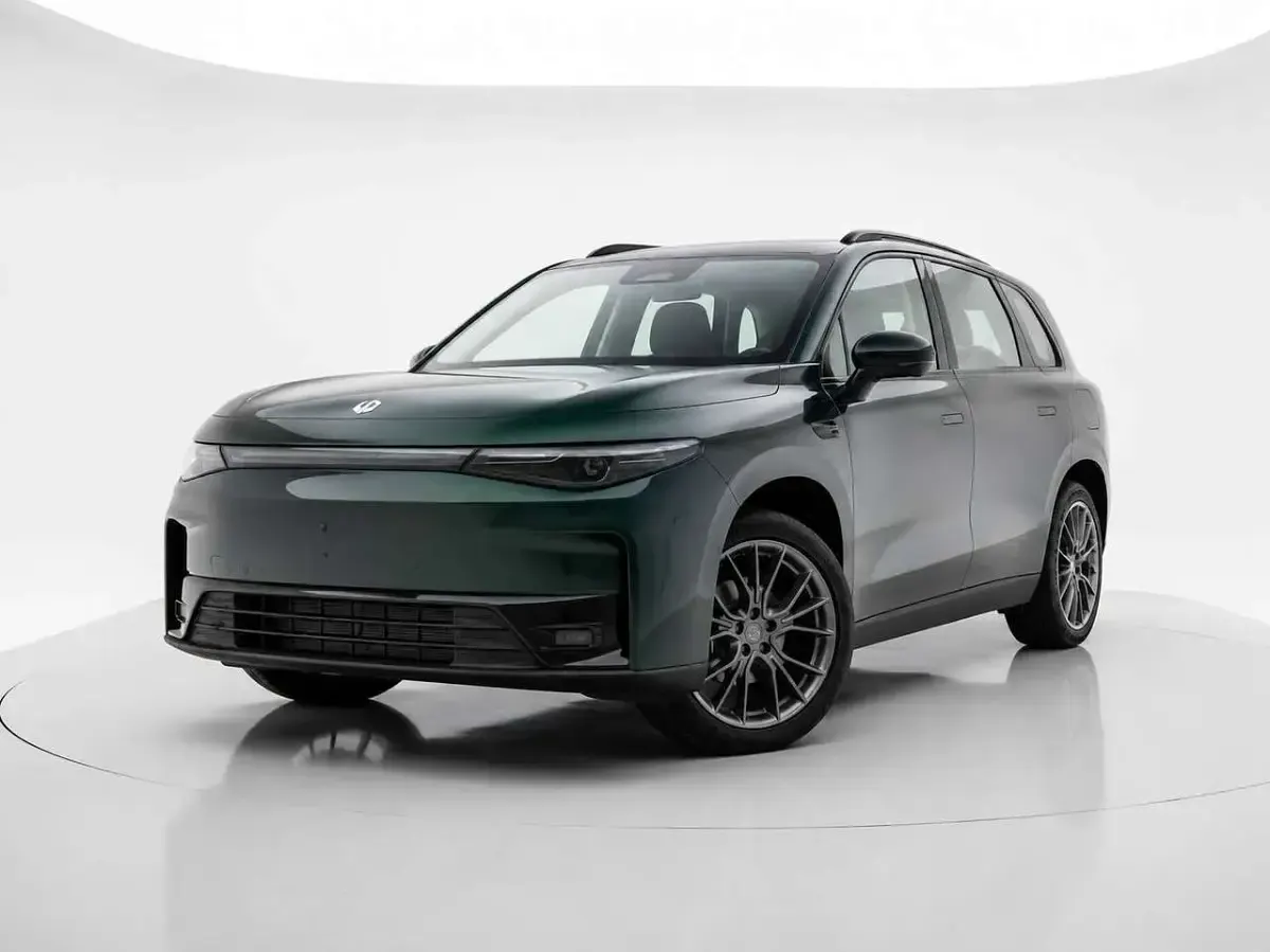 Nuova Leapmotor C10 160 kW (218 CV) 2025 Glazed aurora SUV