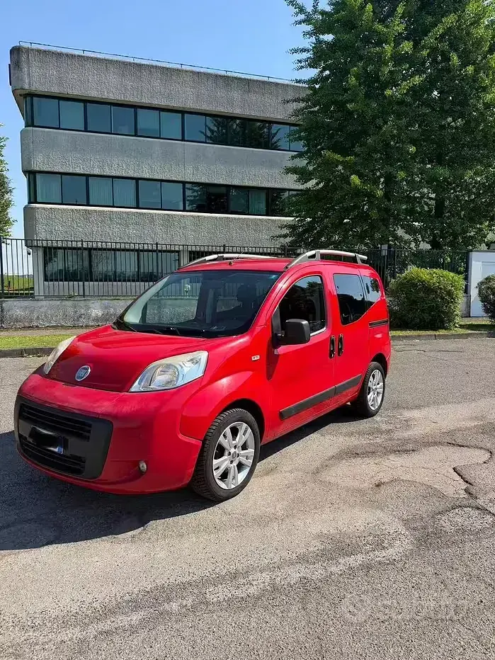 Usata Fiat Qubo Trekking 2011 Rosso Monovolume