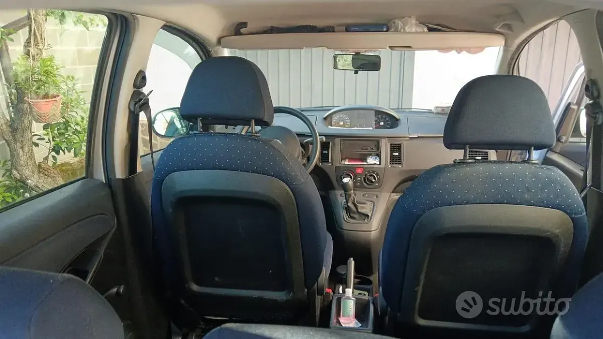 Usata Fiat Idea Active 90 CV (66 kW) 2011 Grigio Monovolume