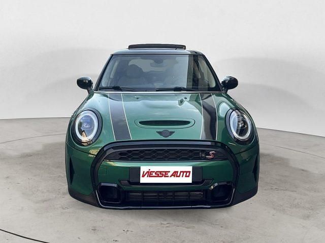 Usata Mini Cooper S 178 CV (130 kW) 2021 Verde metallizzato Utilitaria
