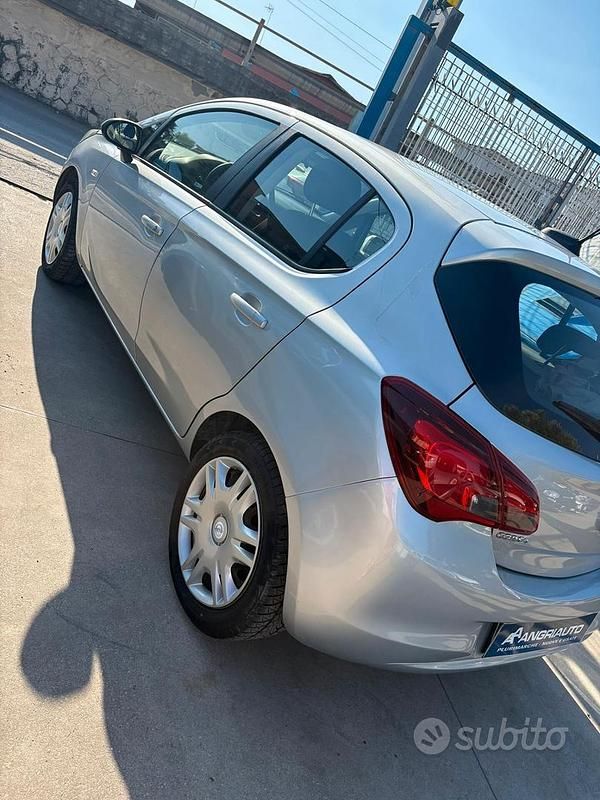 Usata Opel Corsa 90 CV (66 kW) 2017 Grigio Berlina