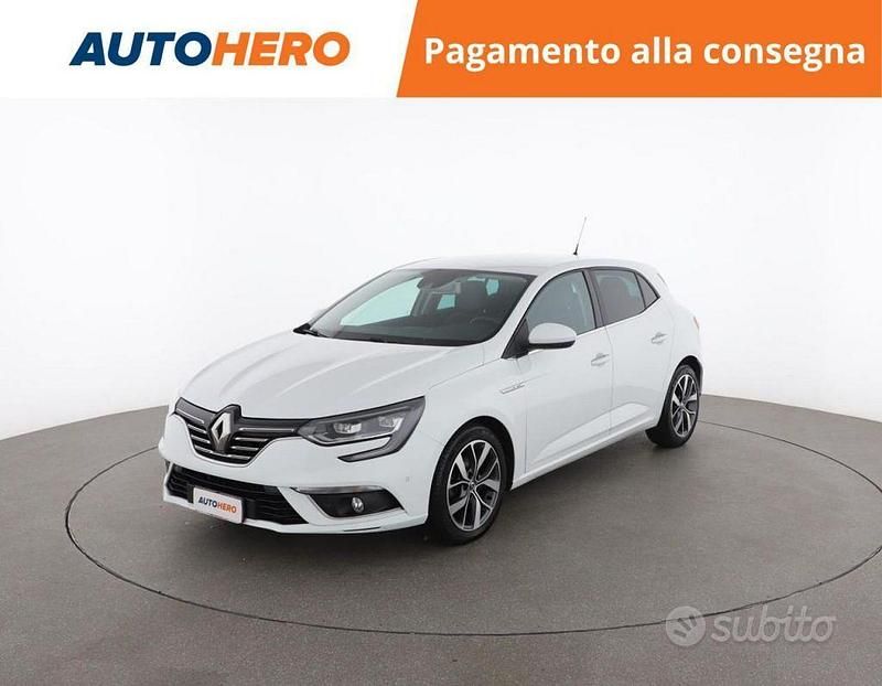 Bianco Usata 2016 Renault Mégane IV Bose Edition Tre volumi | 11.199 € (Cara) - Immagine 1/2