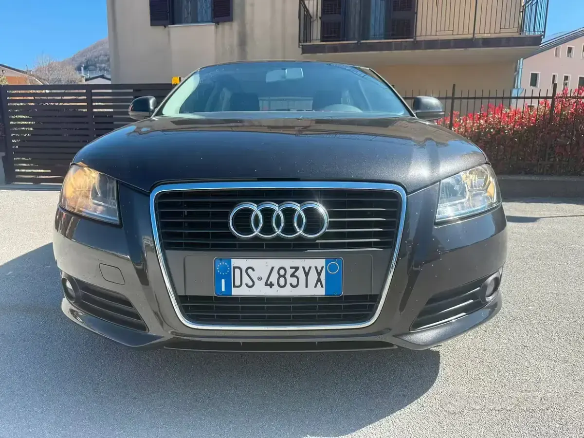 Usata Audi A3 105 CV (77 kW) 2009 Grigio Utilitaria
