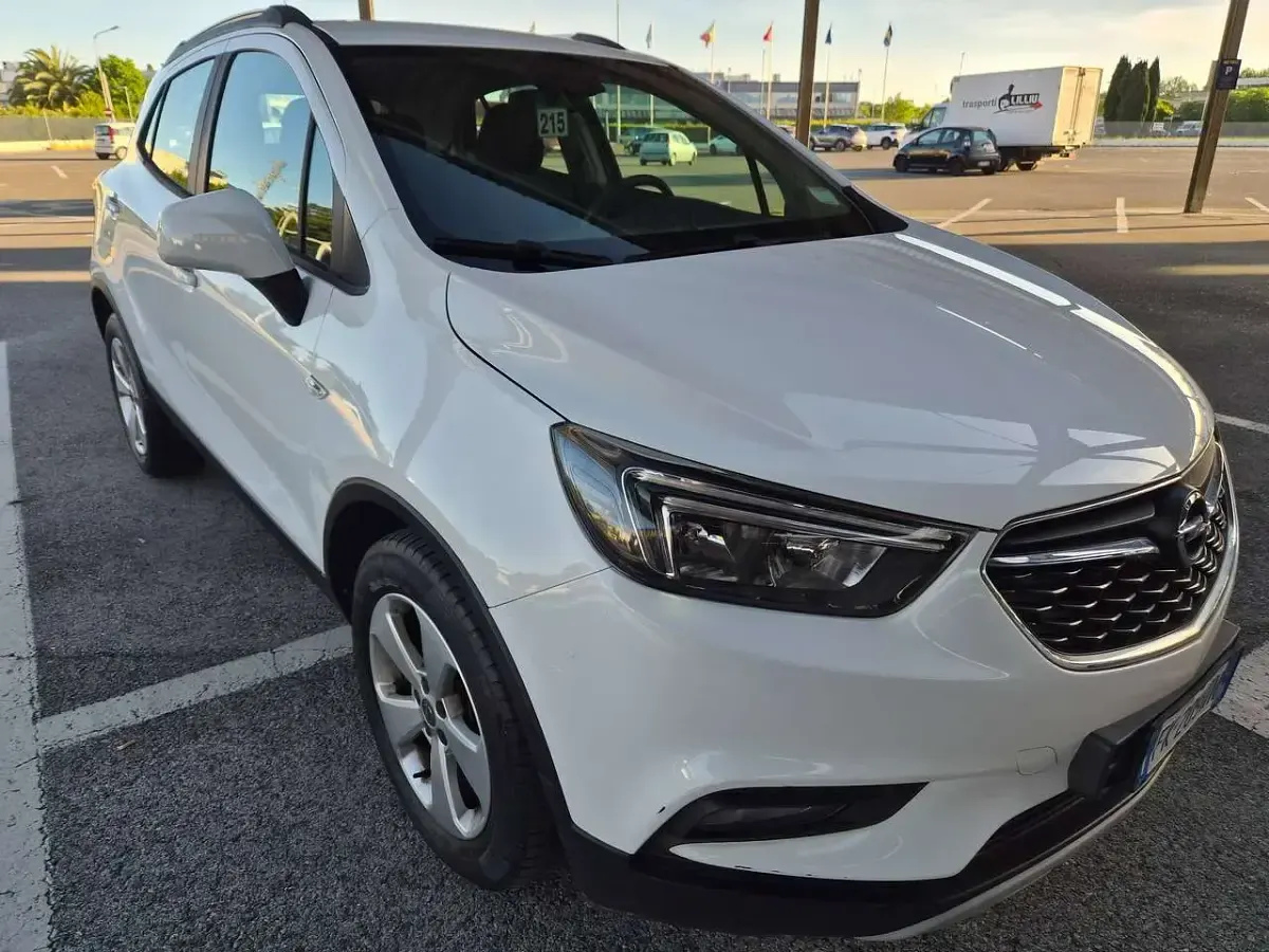Usata Opel Mokka X Business 116 CV (85 kW) 2017 Bianco SUV
