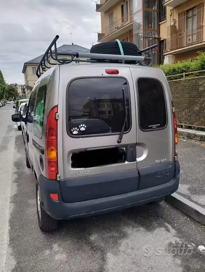 Usata Renault Kangoo 75 CV (55 kW) 2006 Grigio Monovolume