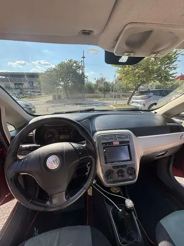 Usata Fiat Grande Punto Dynamic 75 CV (55 kW) 2006 Utilitaria