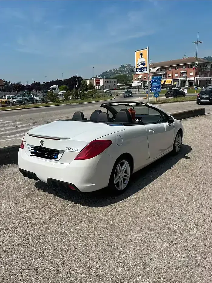 Usata Peugeot 308 CC 2009 Bianco Cabrio