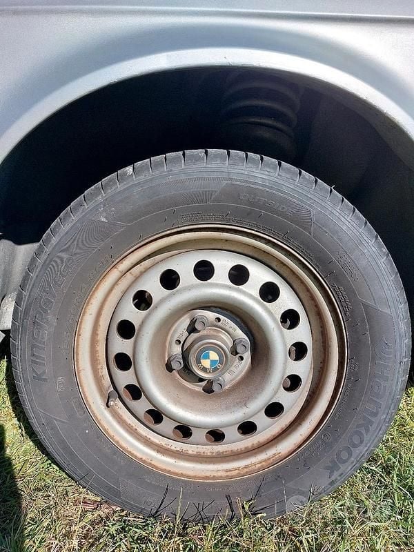 Usata BMW 318 105 CV (77 kW) 1985 Grigio Berlina