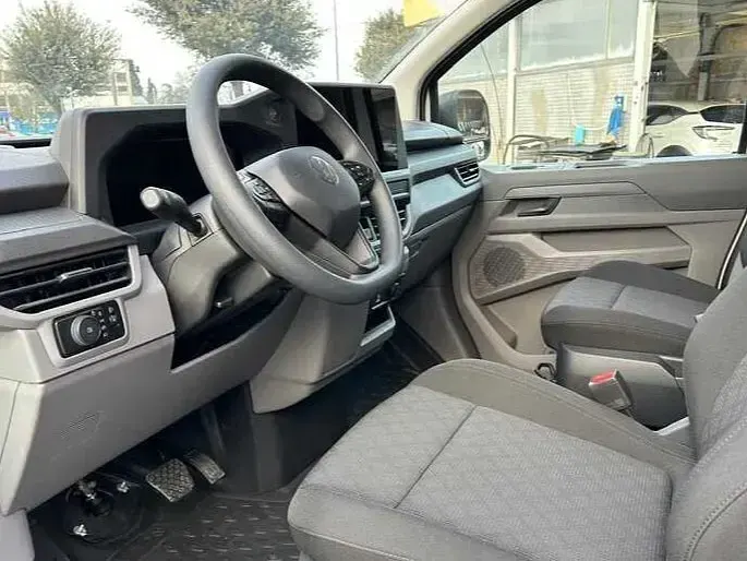 Nuova VW T7 150 CV (110 kW) 2025 Bianco Furgone