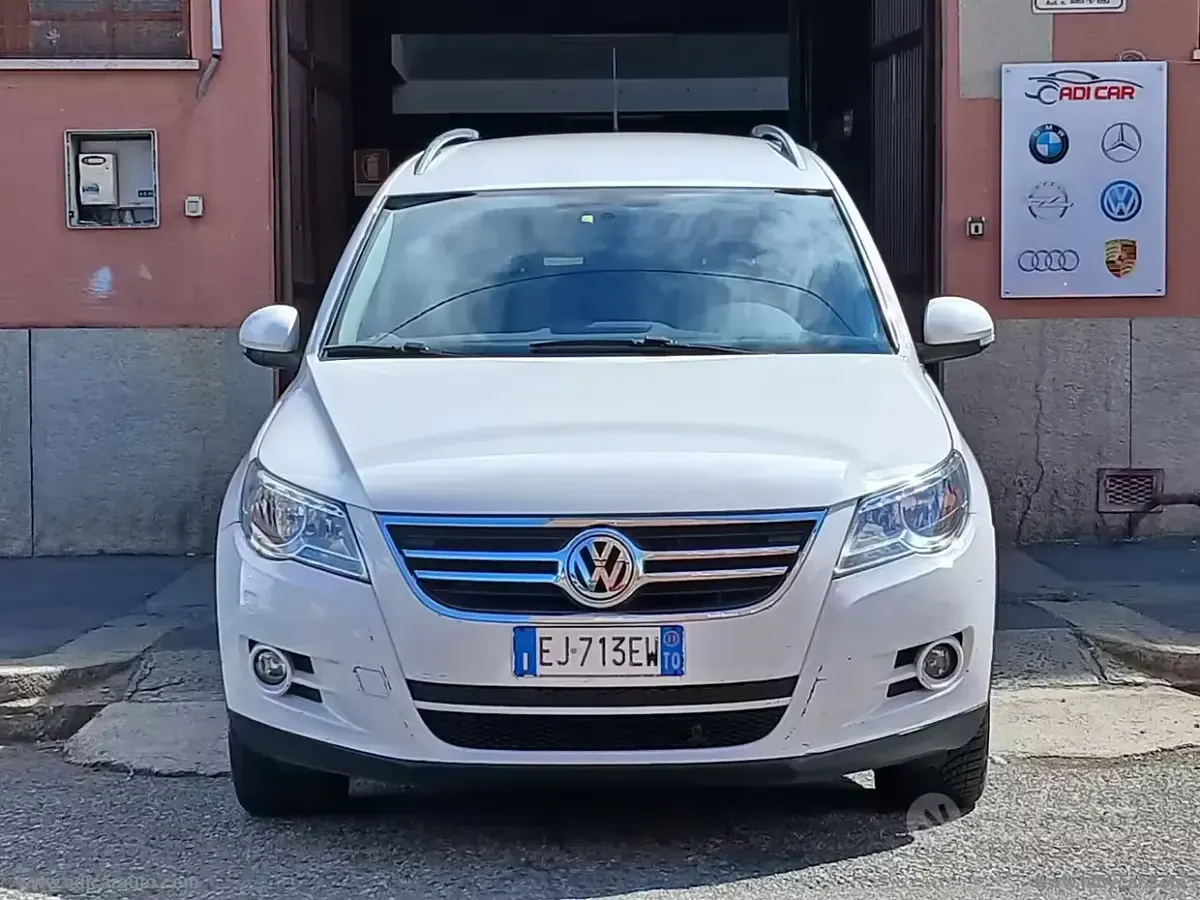 Usata VW Tiguan Sport 140 CV (102 kW) 2011 Bianco SUV
