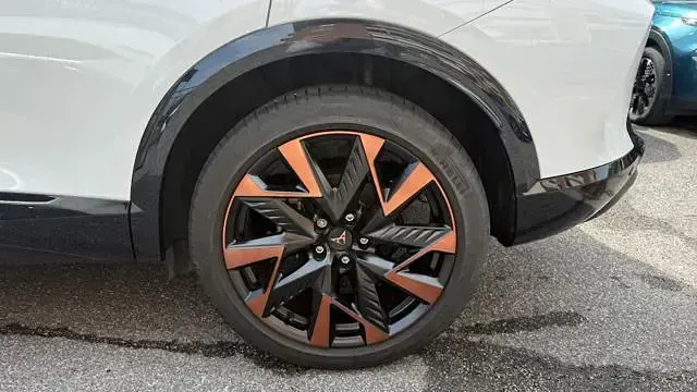 Usata Cupra Formentor 150 CV (110 kW) 2025 Bianco pastello SUV