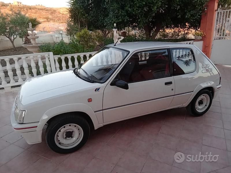 Bianco Usata 1990 Peugeot 205 Tre volumi | 9500 € - Immagine 1/4