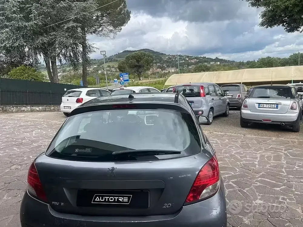 Occasion Peugeot 207 68 ch (50 kW) 2010 Gris Berline