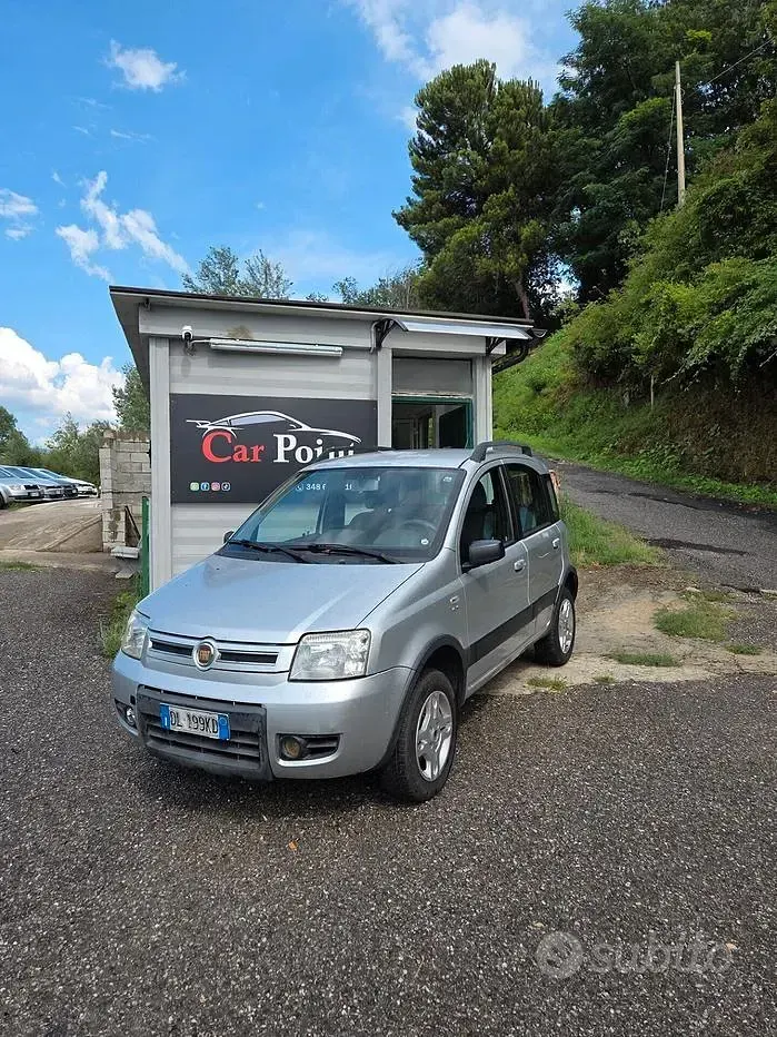 Usata Fiat Panda 4x4 Climbing 69 CV (50 kW) 2007 Utilitaria