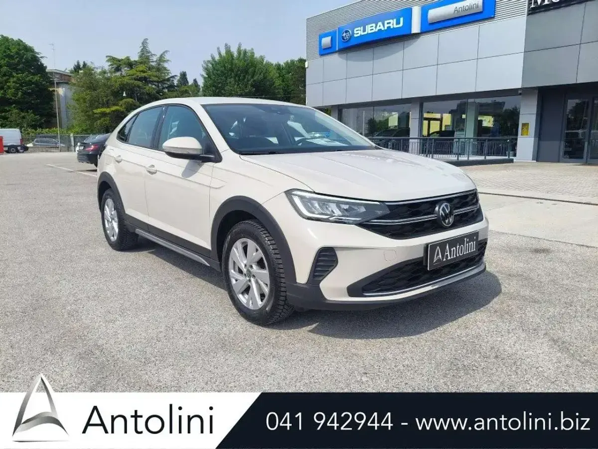Usata VW Taigo Life 110 CV (80 kW) 2024 Beige SUV