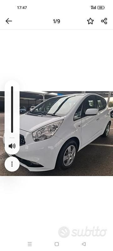 Usata Kia Venga 90 CV (66 kW) 2015 Bianco Utilitaria