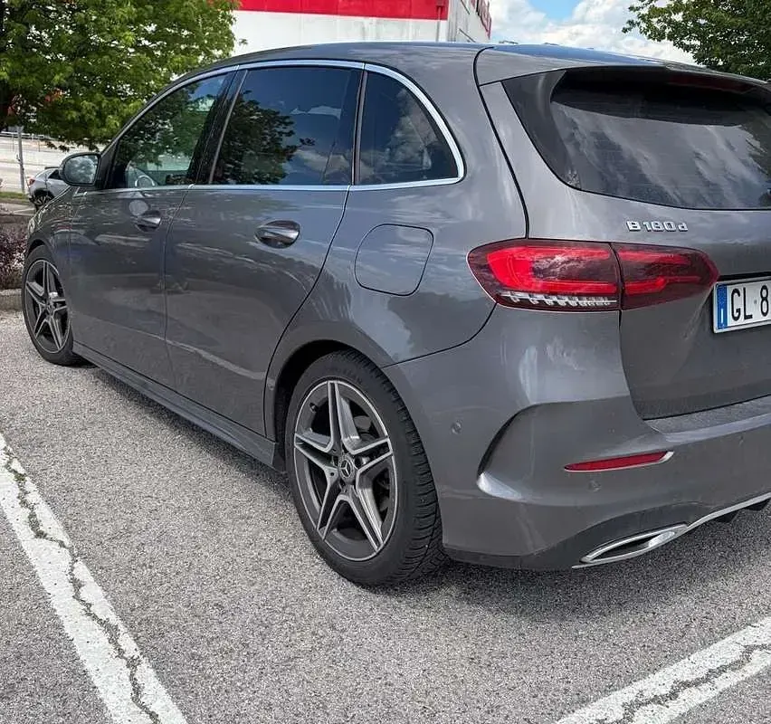 Usata Mercedes B180 116 CV (85 kW) 2021 Monovolume