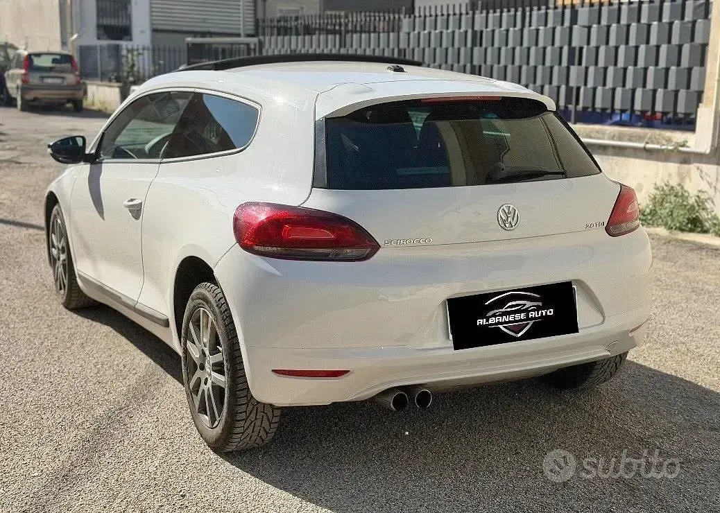 Begagnad VW Scirocco 170 HK (125 kW) 2012 Vit Sportkupé