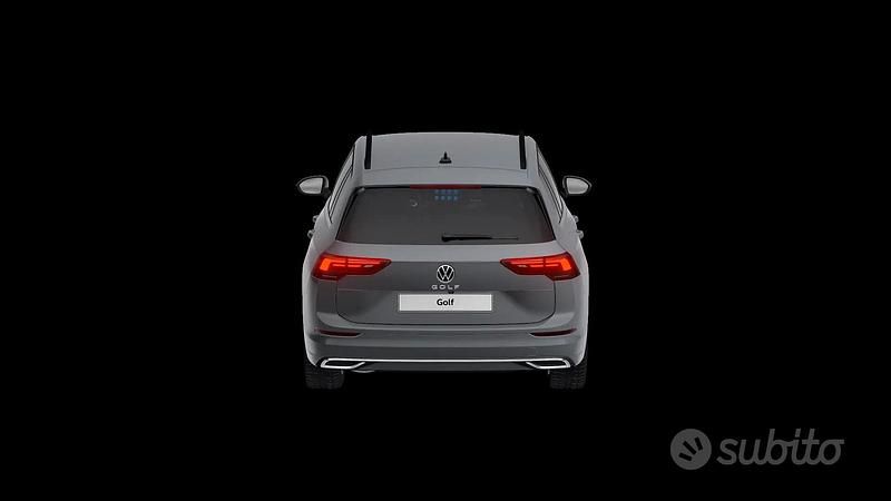 Usata VW Golf VIII Style 116 CV (85 kW) 2022 Grigio Station wagon