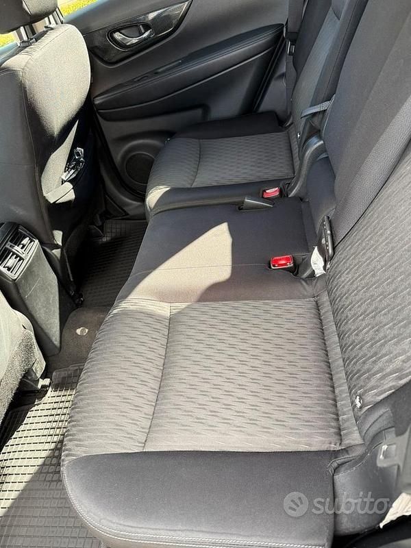 Usata Nissan X-Trail 177 CV (130 kW) 2018 Grigio SUV