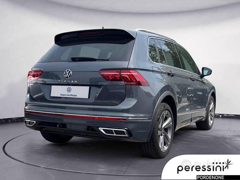 Usata VW Tiguan R-line 150 CV (110 kW) 2022 Grigio SUV