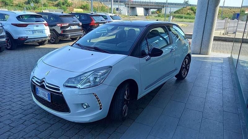Usata Citroën DS3 68 CV (50 kW) 2012 Bianco Berlina