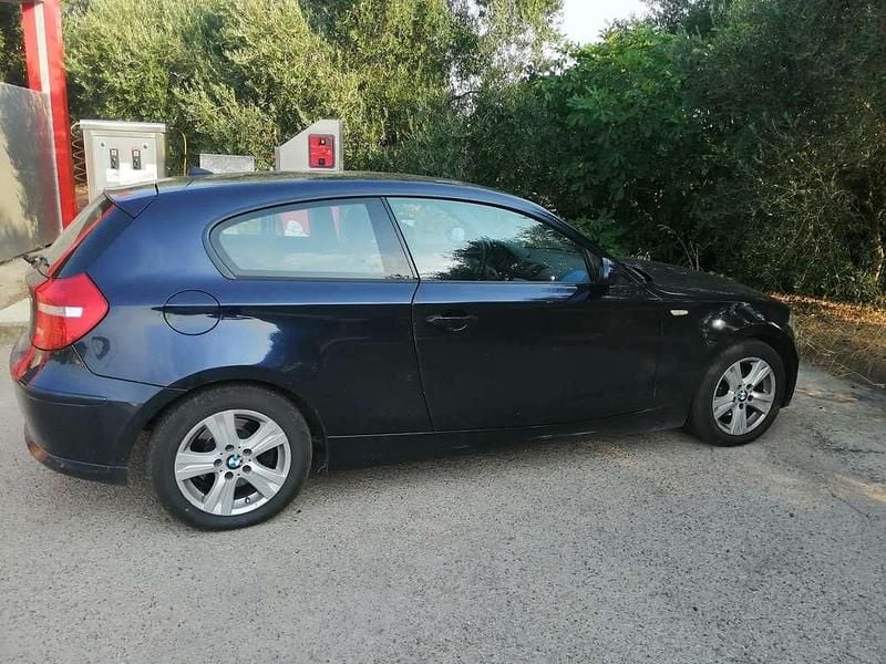 Usata BMW 118 143 CV (105 kW) 2008 Utilitaria