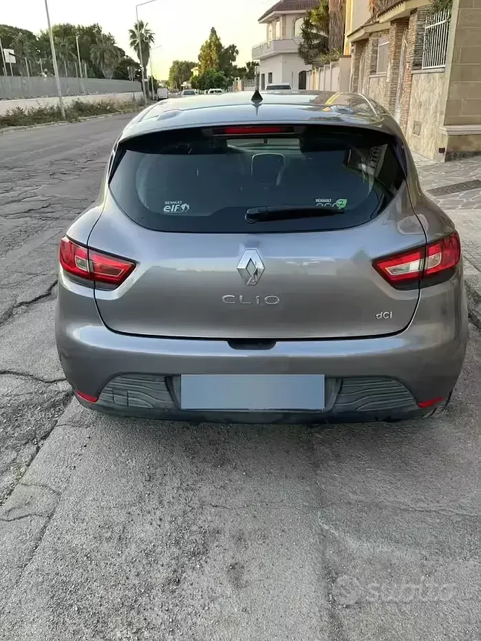 Usata Renault Clio IV 75 CV (55 kW) 2016 Grigio Berlina