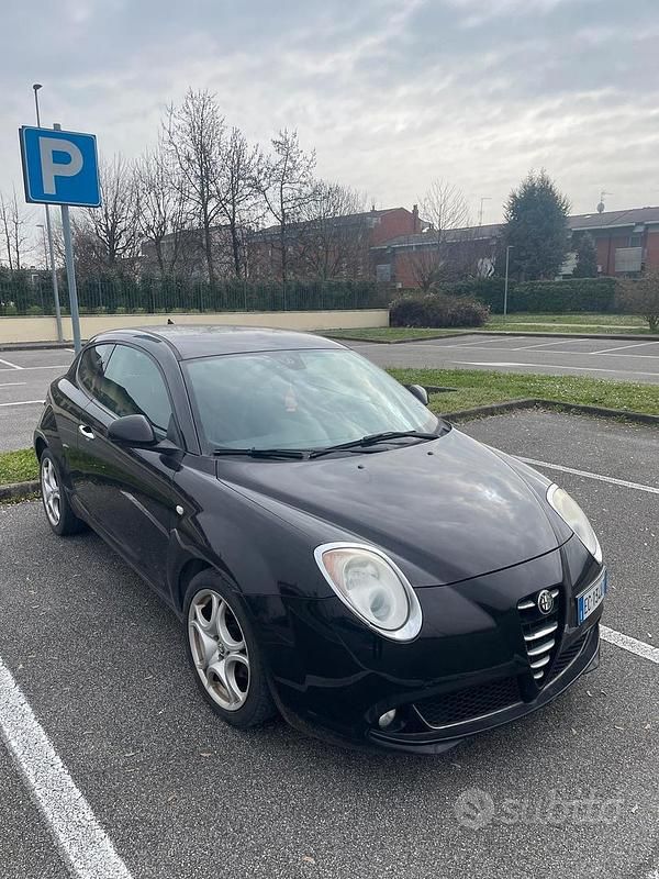 Usata Alfa Romeo MiTo 95 CV (69 kW) 2010 Nero Utilitaria