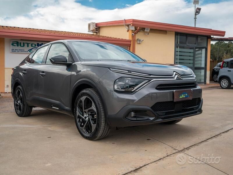 Grigio Usata 2024 Citroën e-C4 SUV | 20.900 € (Super prezzo) - Immagine 1/4